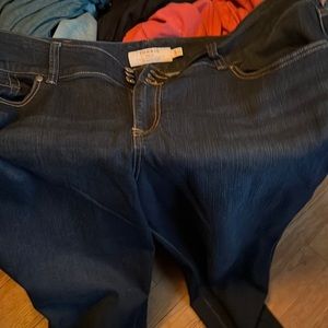 dark wash torrid jegging . Size 26